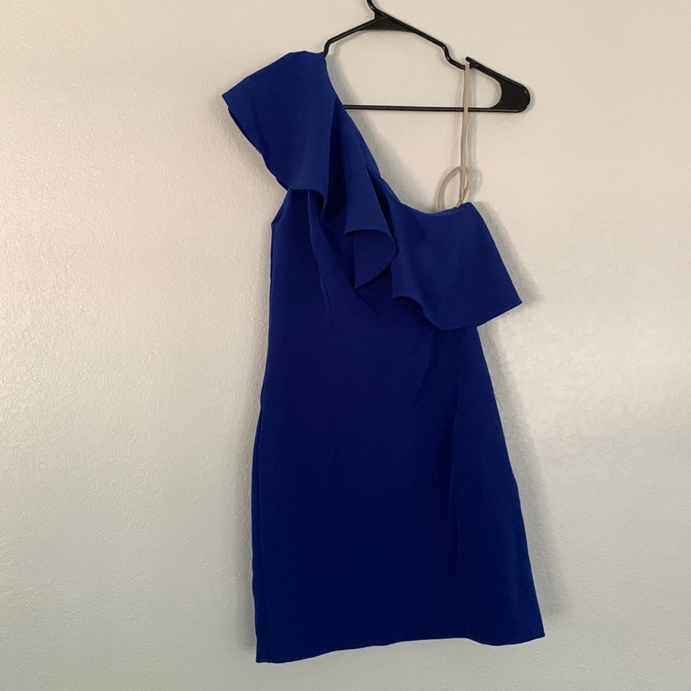 Green Coast, blue cocktail dress